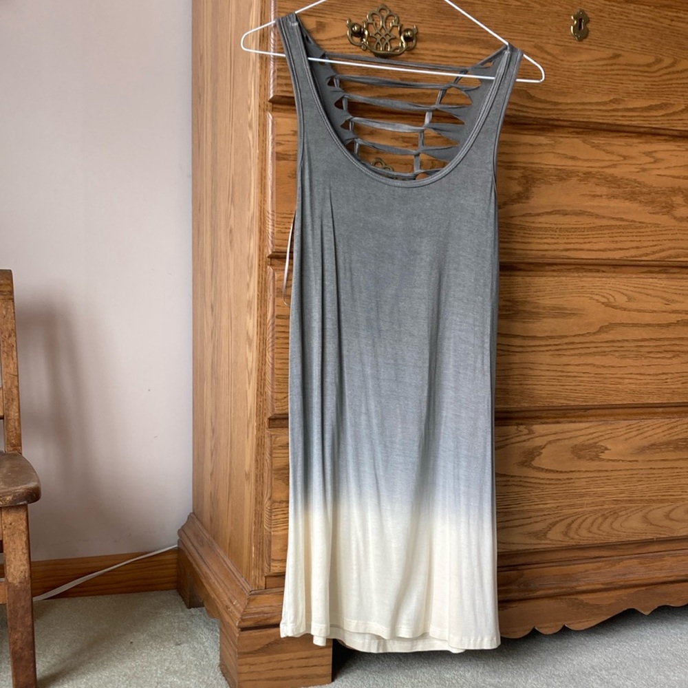 Chic Gray and Cream Sleeveless Dress